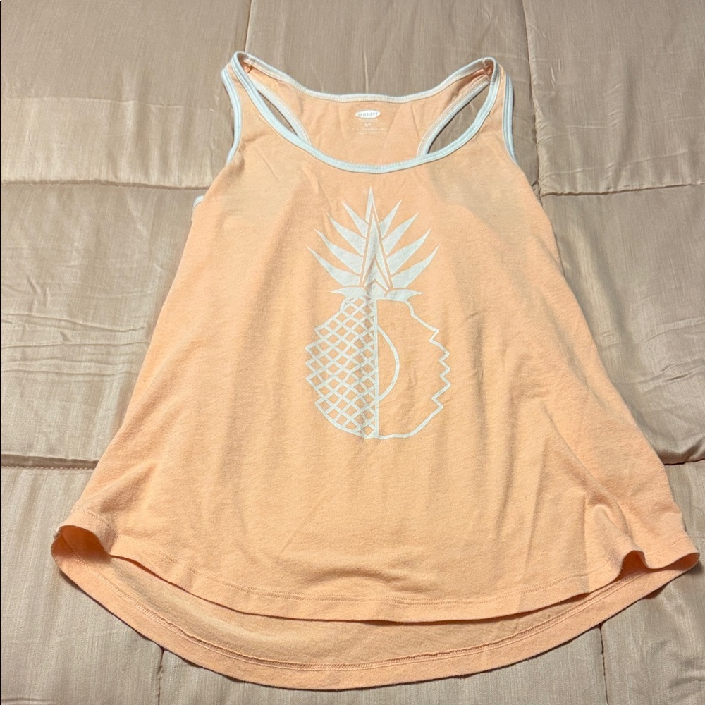 💋5/$25💋 Old Navy Peach Pineapple Tank Top